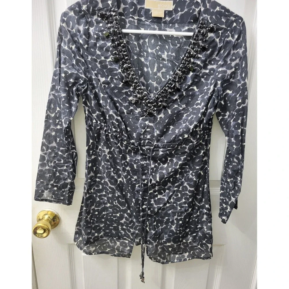 Michael Kors Womens Blouse Size XS Animal Print, Beaded Bodice, 3/4 Sleeve EUC